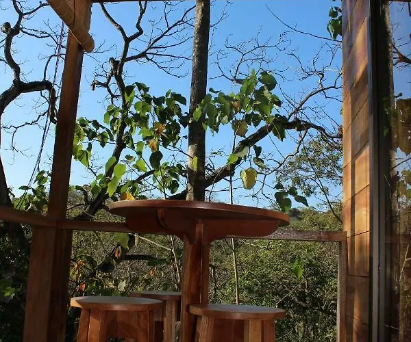Gasthof Surf Treehouse 2 Sámara